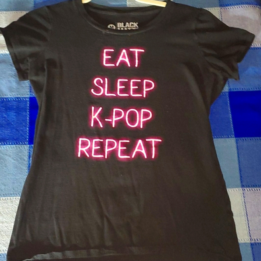 Kpop shirt